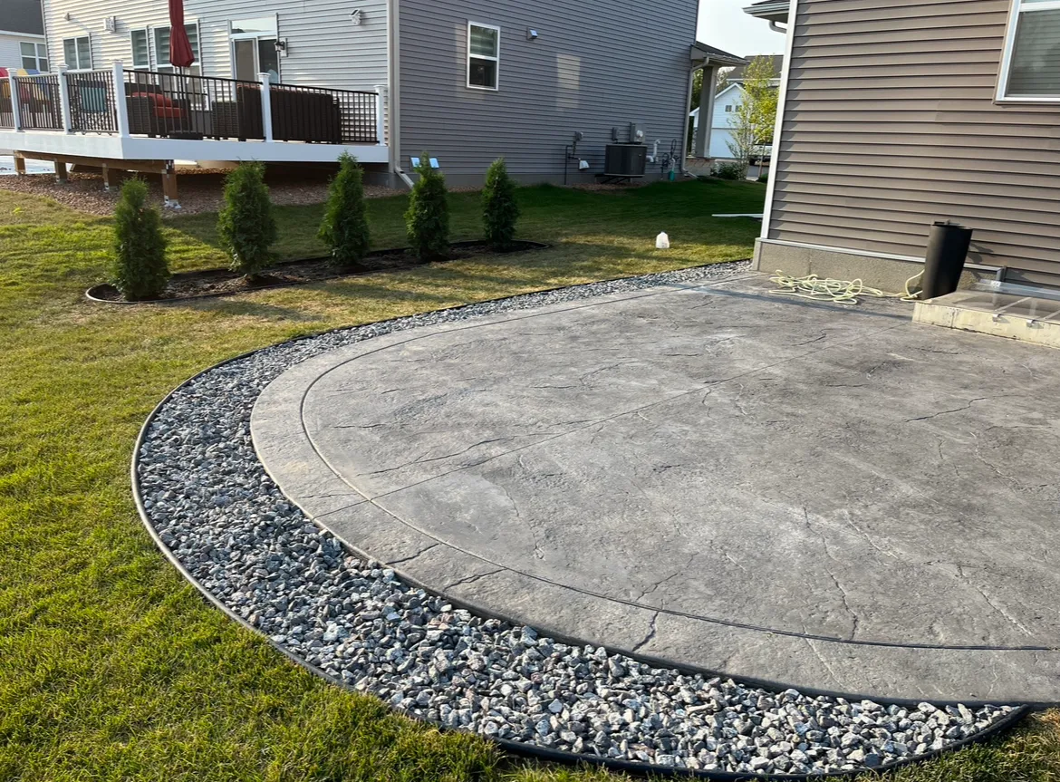 Yard cleanup and weed removal in Carver MN
